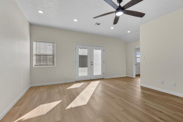 149 S 100 E, Enterprise, photo 18 of 41