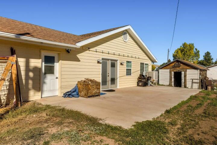 149 S 100 E, Enterprise, photo 23 of 41