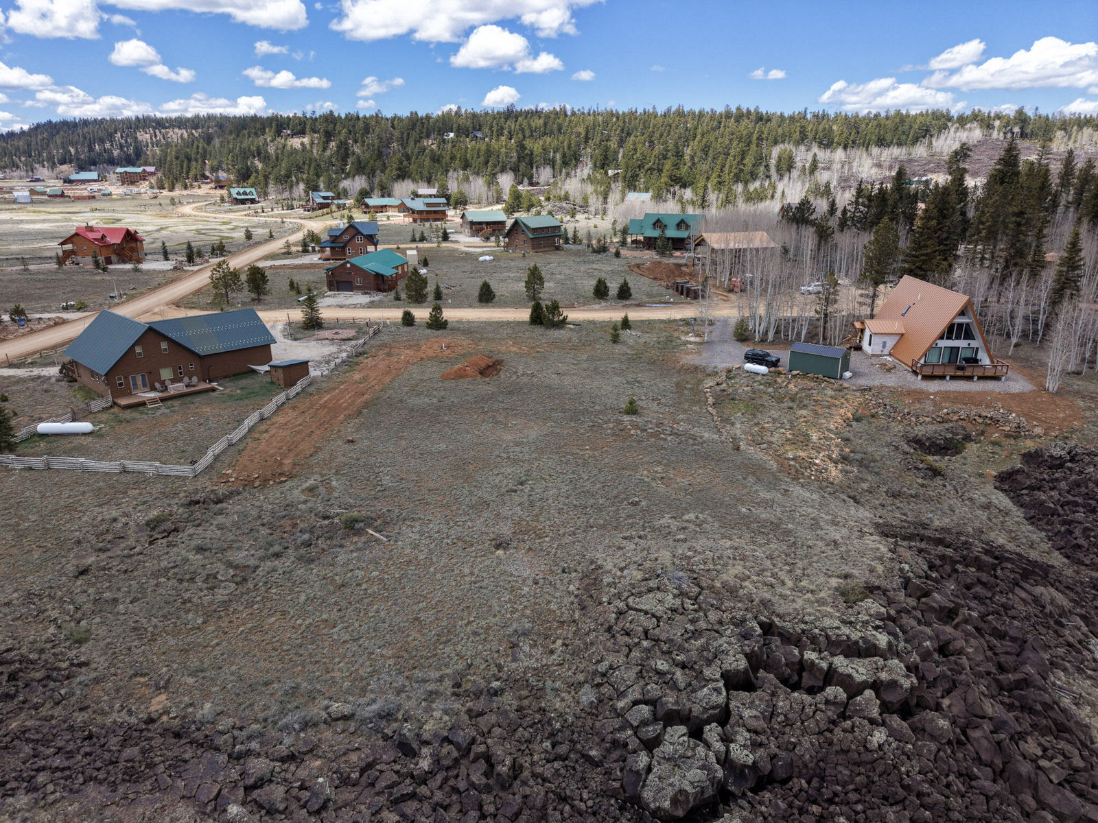 4140 Butch Cassidy LN, Duck Creek Village, photo 4 of 7