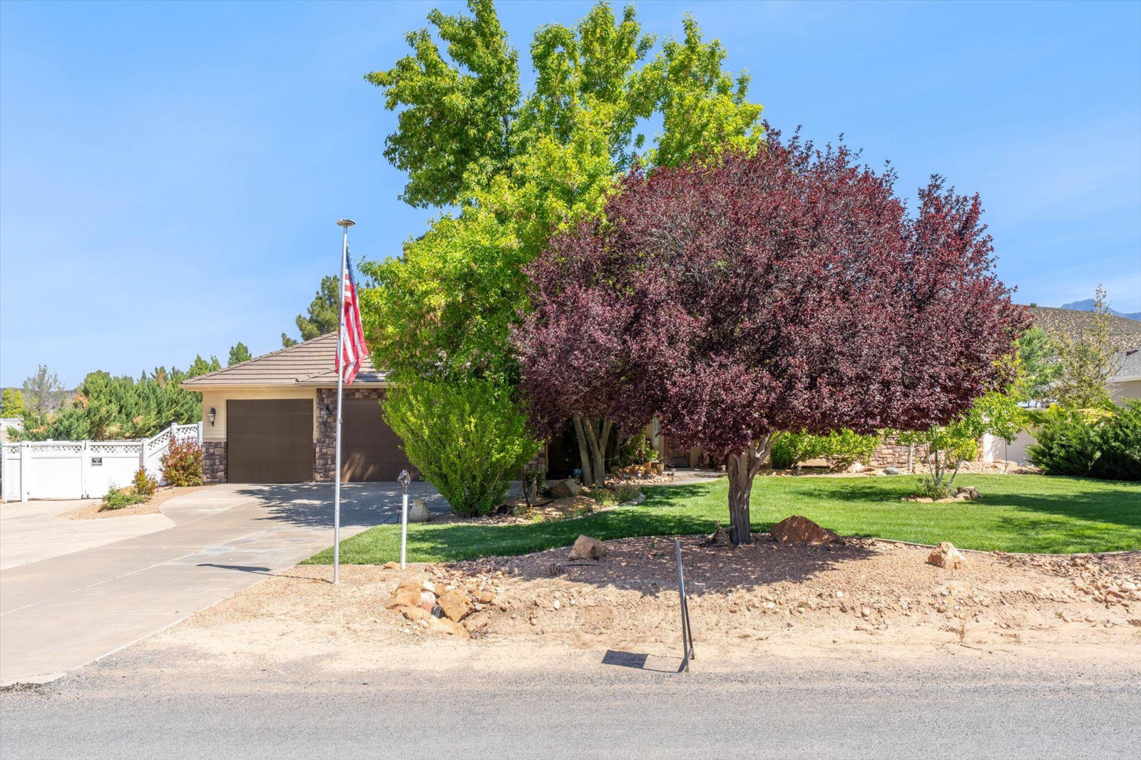 1112 W Sapphire DR, St George, photo 5 of 62