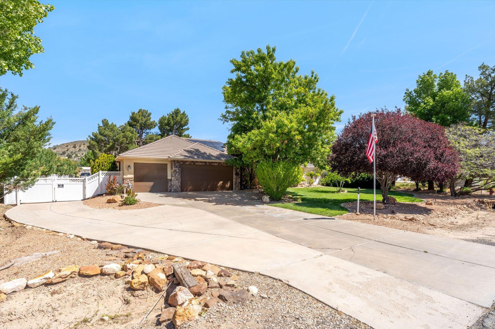 1112 W Sapphire DR, St George, photo 6 of 62