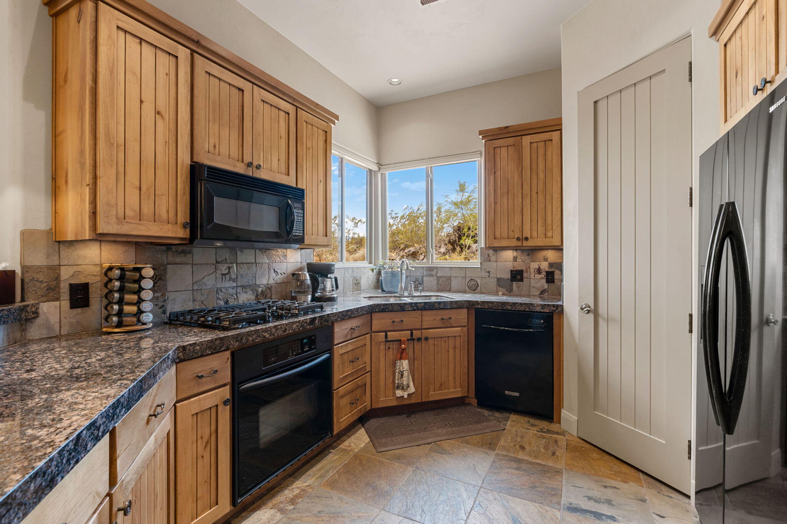2590 Pioneer Parkway, 4D, Santa Clara, photo 19 of 41