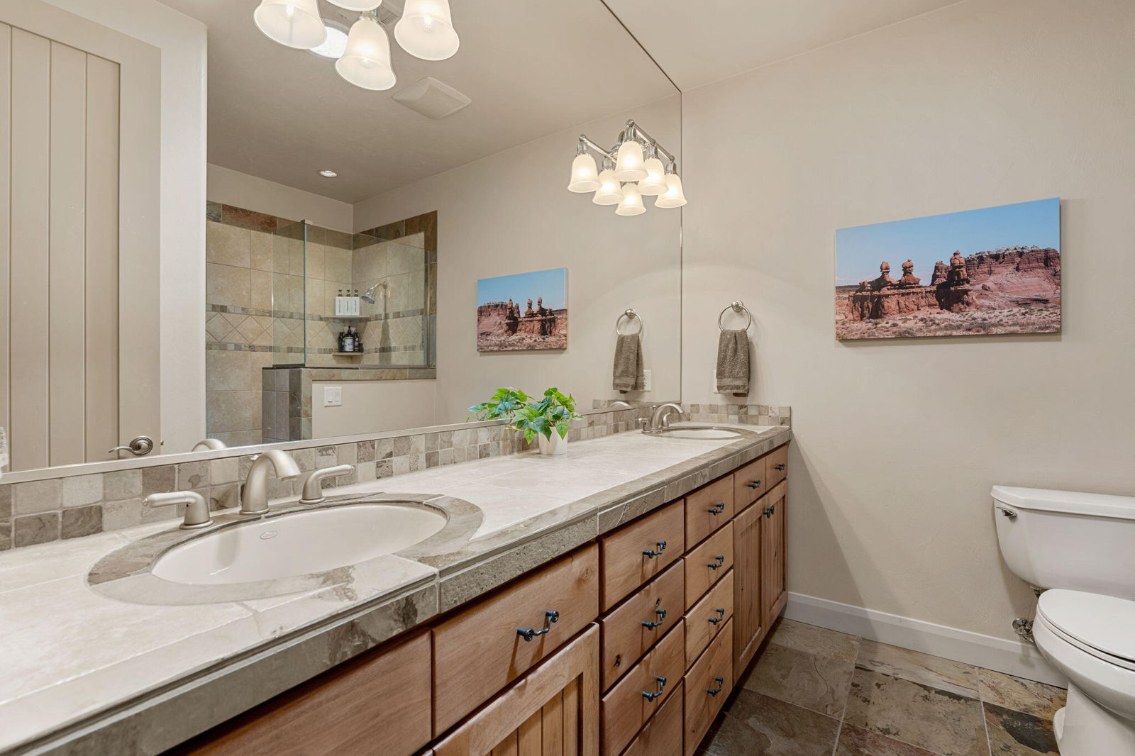 2590 Pioneer Parkway, 4D, Santa Clara, photo 11 of 41