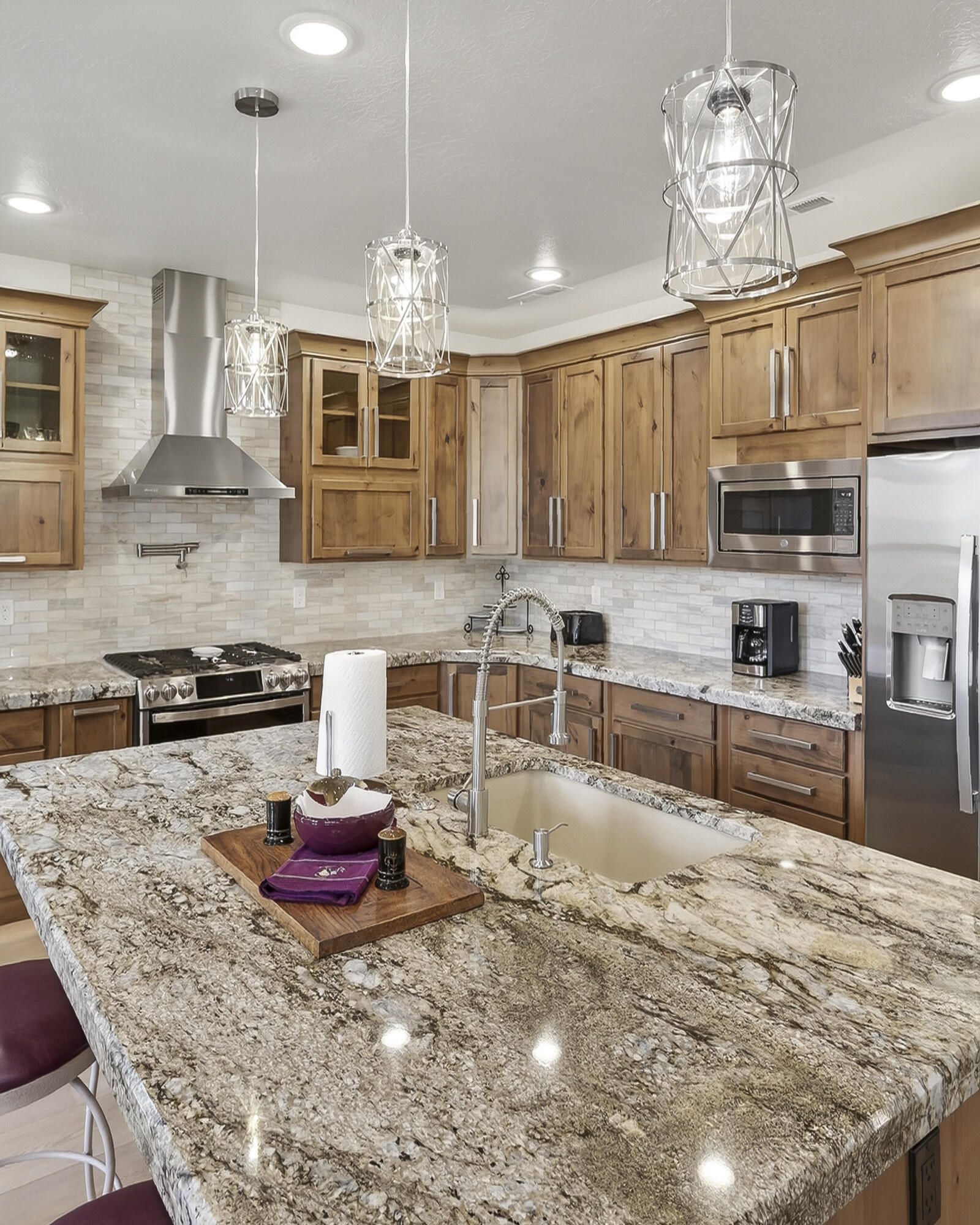 2865 W Rock Ridge RD, Cedar City, photo 19 of 96