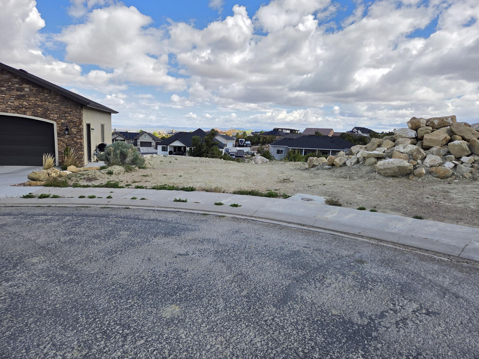 1981 N Mahogany CIR, Cedar City, photo 3 of 22