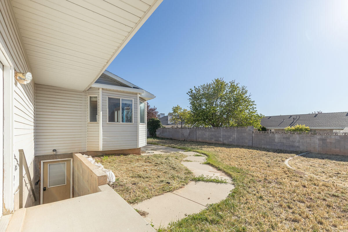 722 S 860 W, Cedar City, photo 26 of 33