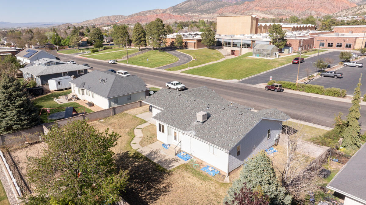 722 S 860 W, Cedar City, photo 32 of 33