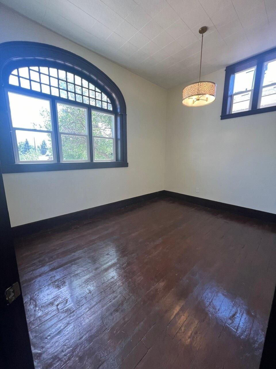 75 E Center ST, Panguitch, photo 5 of 31