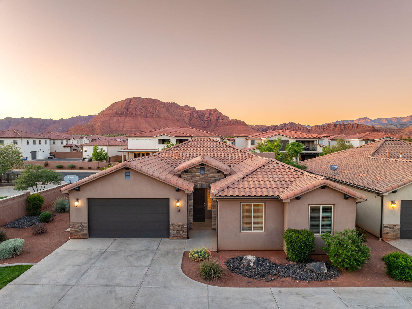 3823 W Dream CIR, 118, Santa Clara, photo 1