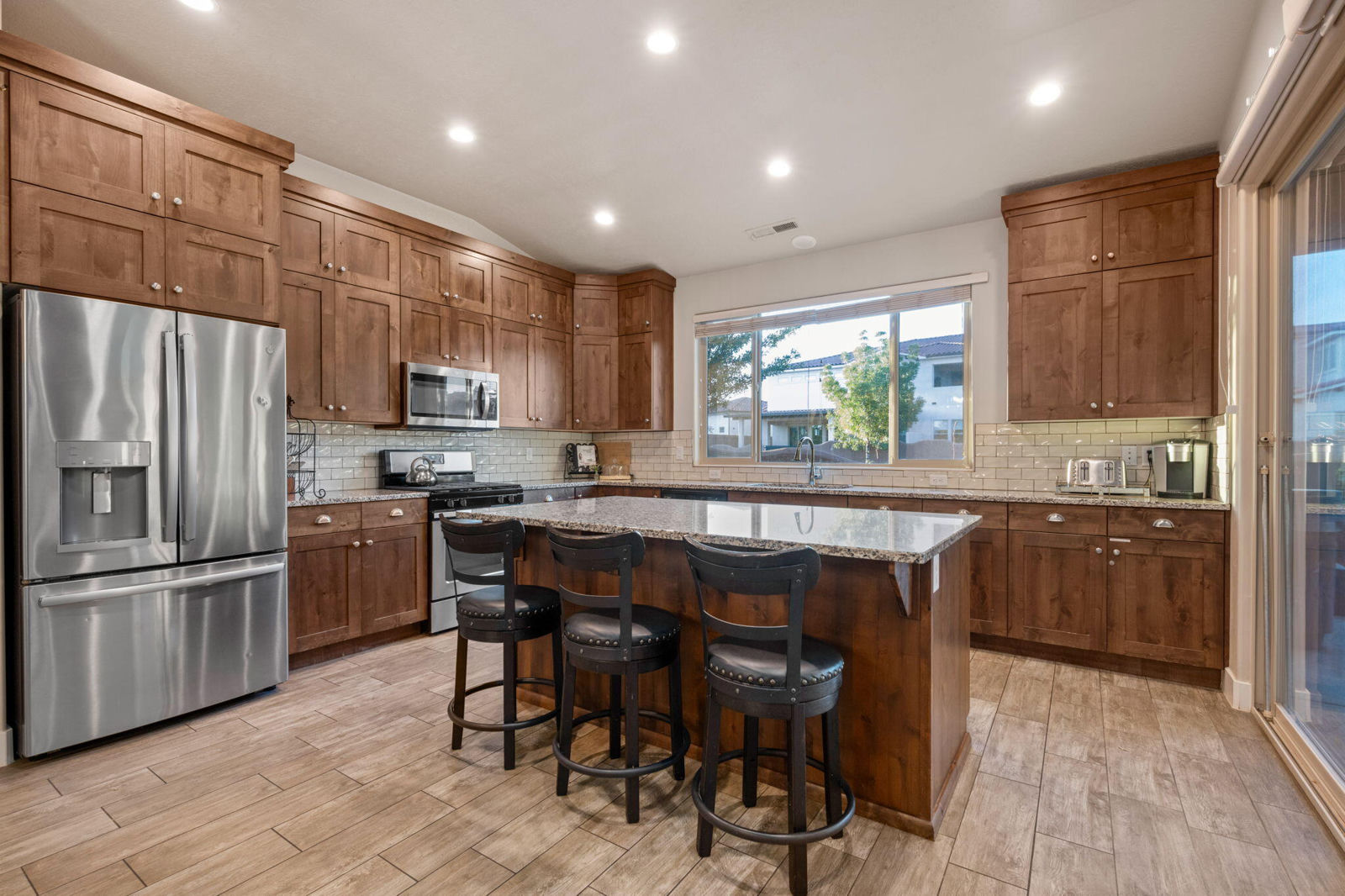 3823 W Dream CIR, 118, Santa Clara, photo 10 of 54
