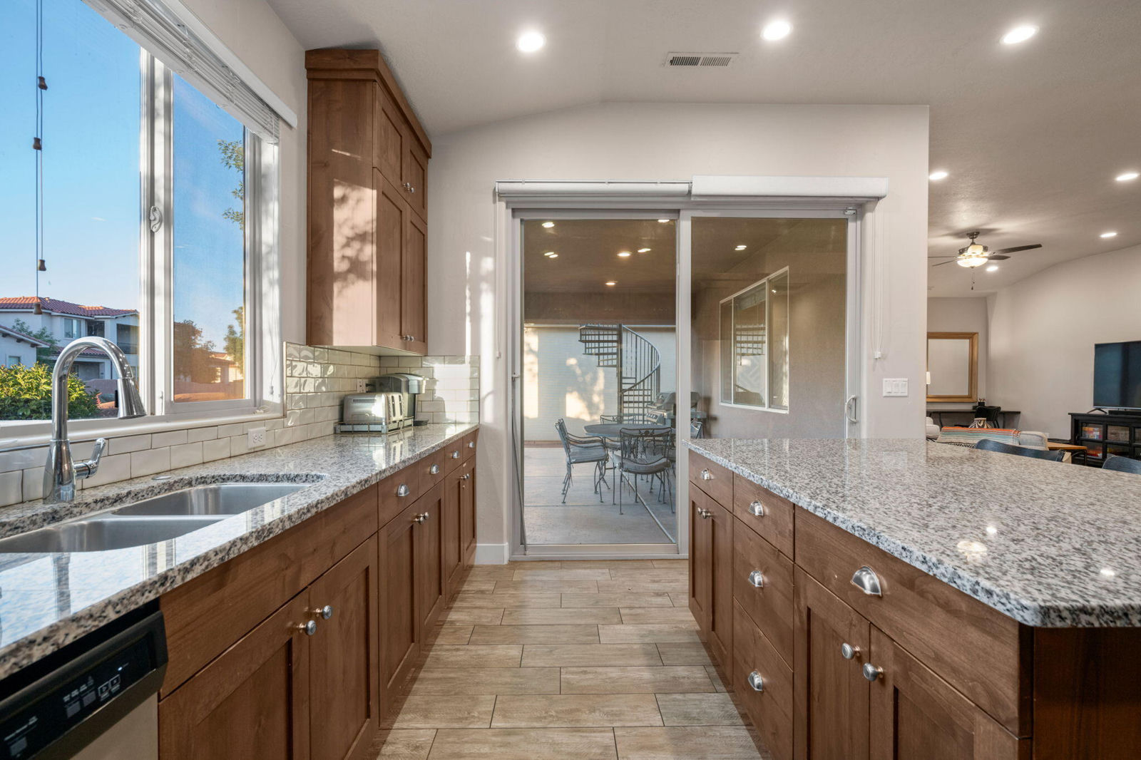 3823 W Dream CIR, 118, Santa Clara, photo 11 of 54