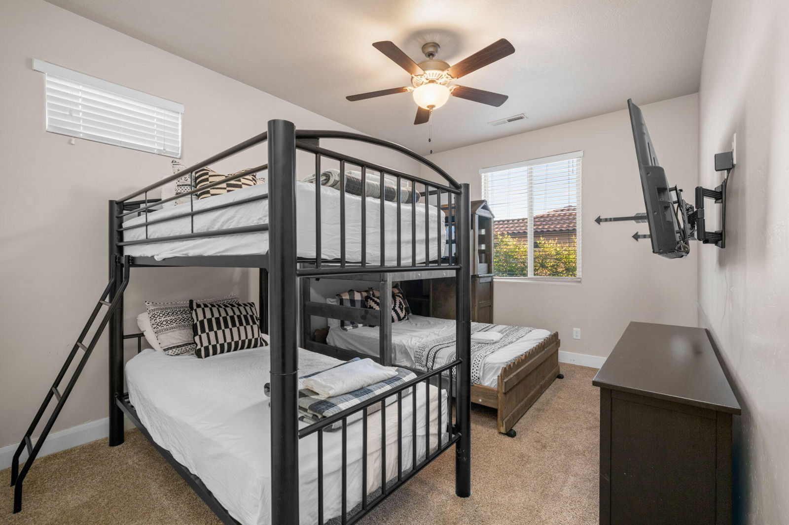 3823 W Dream CIR, 118, Santa Clara, photo 26 of 54