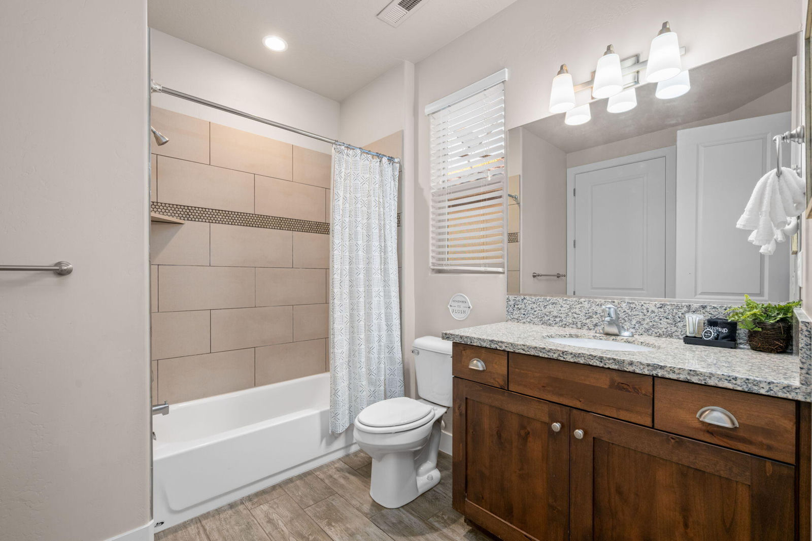 3823 W Dream CIR, 118, Santa Clara, photo 28 of 54