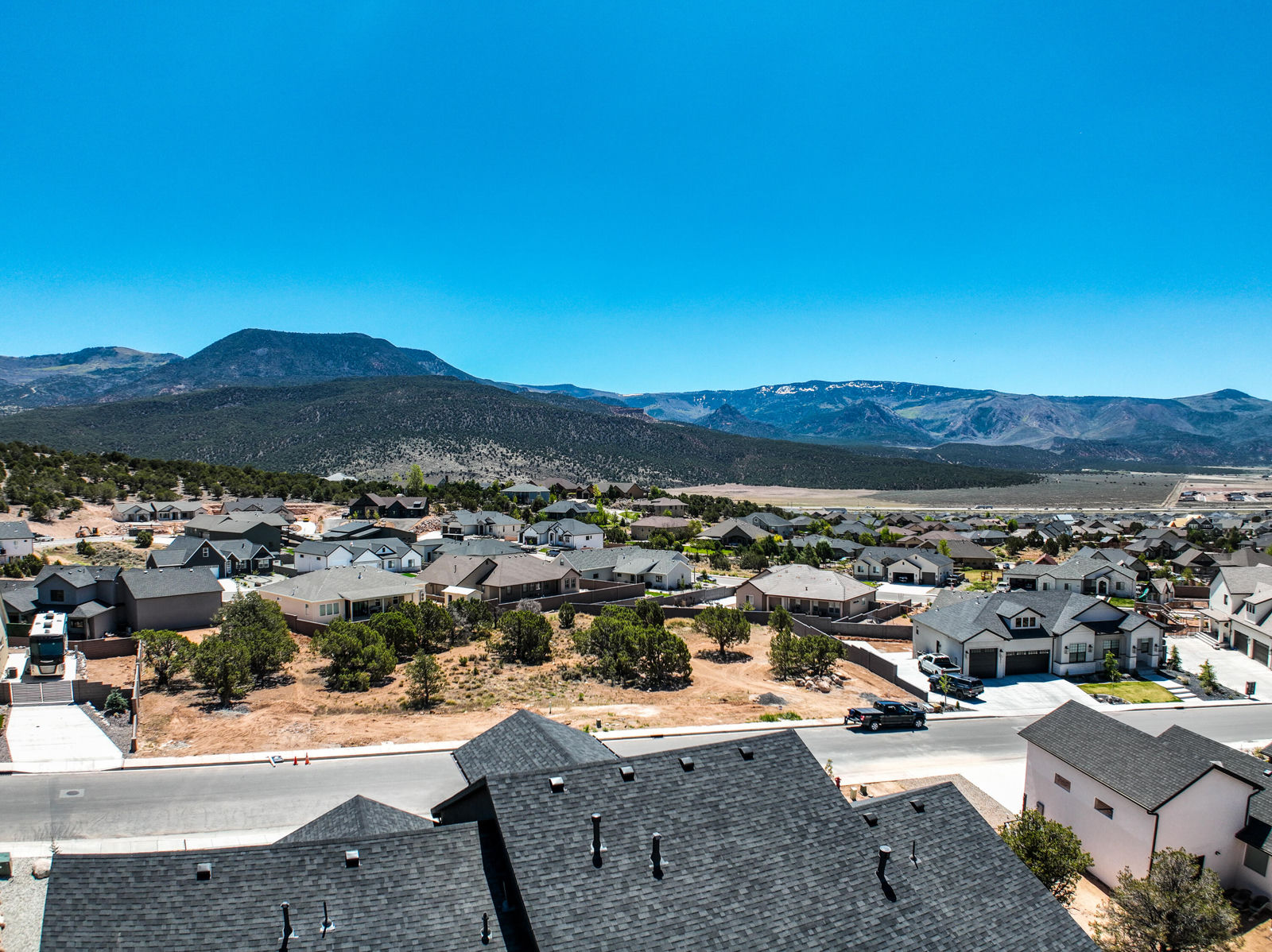 2910 W Rock Ridge RD, Cedar City, photo 10 of 57