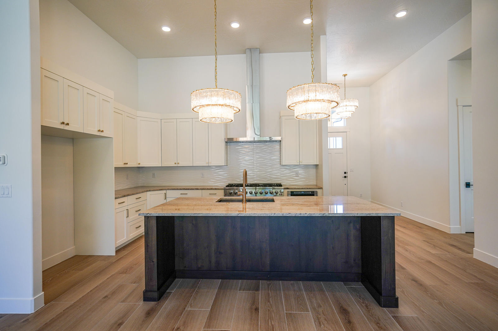 2910 W Rock Ridge RD, Cedar City, photo 23 of 57