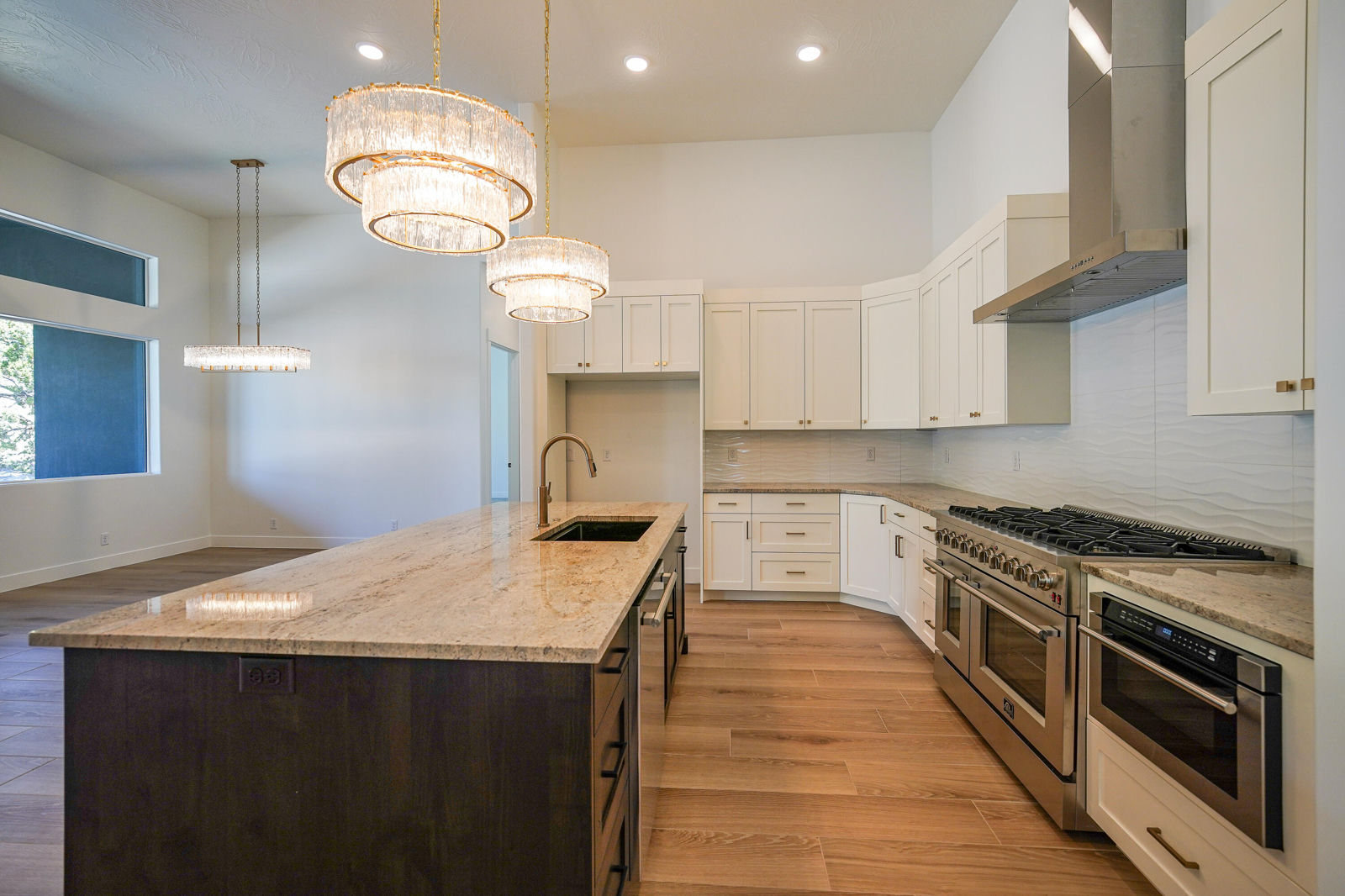 2910 W Rock Ridge RD, Cedar City, photo 27 of 57