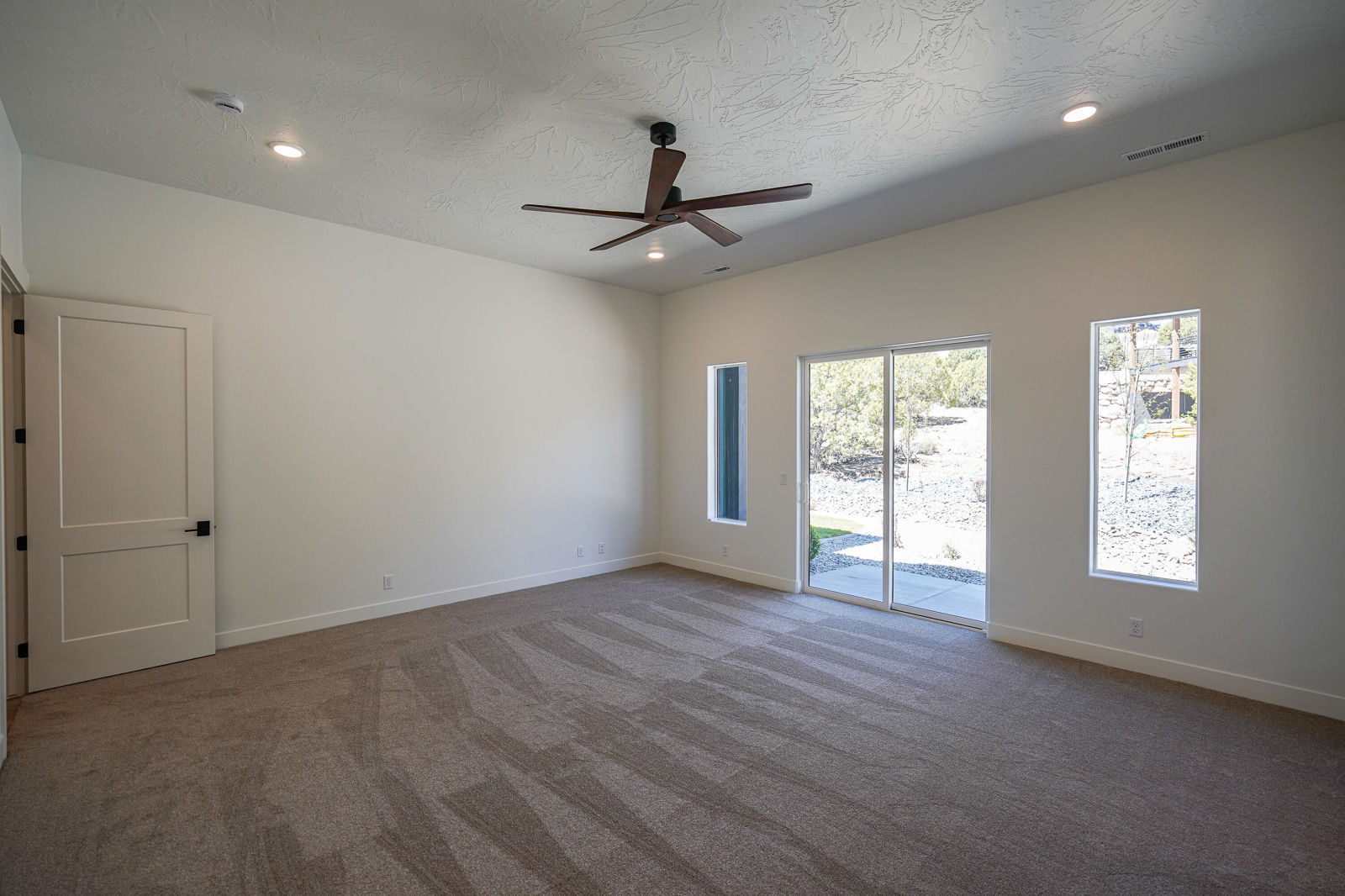 2910 W Rock Ridge RD, Cedar City, photo 36 of 57