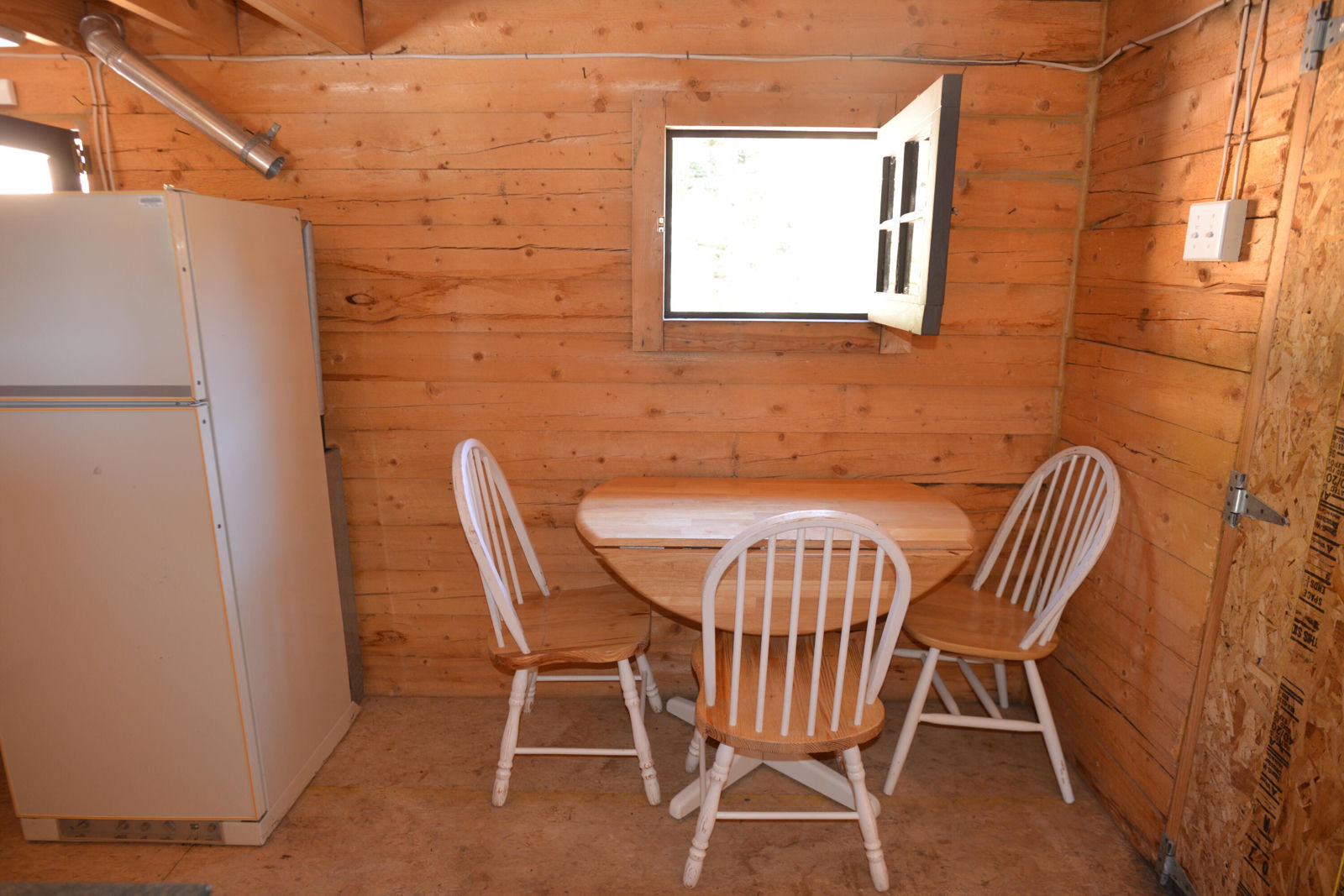 2008 W Brown Bear Road, Duck Creek Village, photo 6 of 18