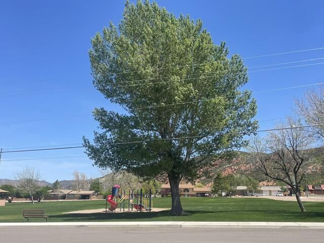 190 S 300 E, D-2, Parowan, photo 2 of 17