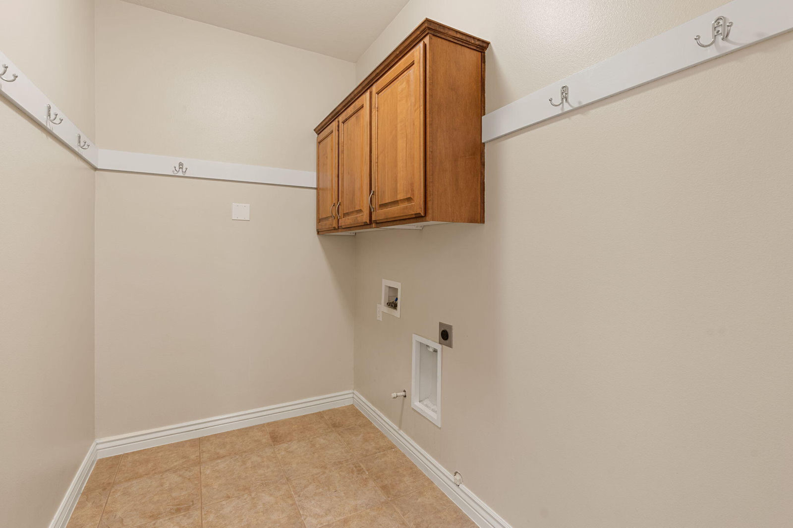 6828 W 1350 N, Cedar City, photo 9 of 54