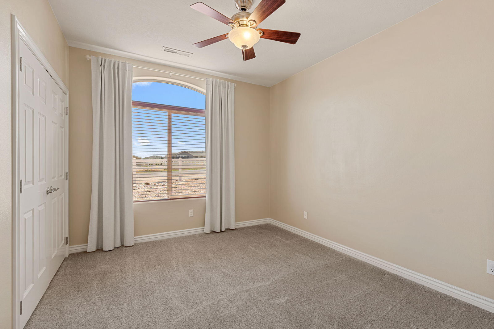 6828 W 1350 N, Cedar City, photo 27 of 54