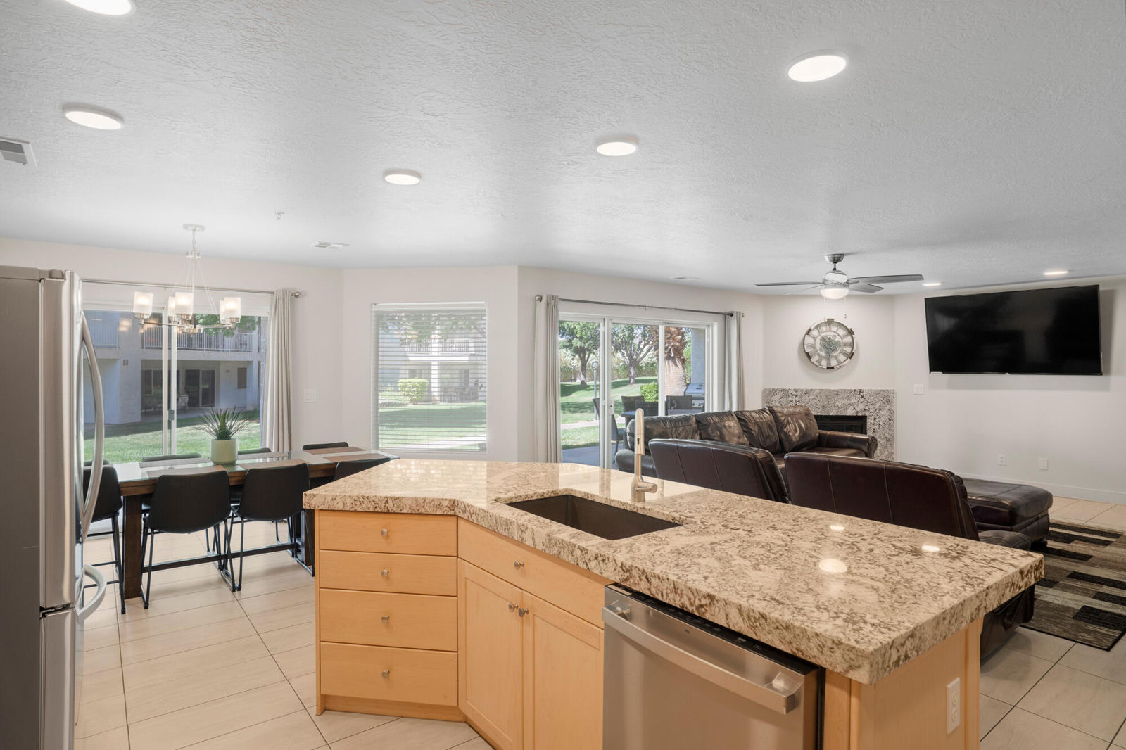 1845 W Canyon View DR, 902, St George, photo 8 of 54