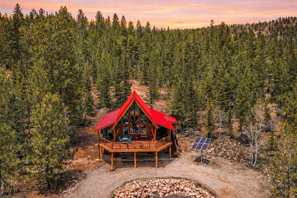 825 W Doe Trail, Duck Creek Village