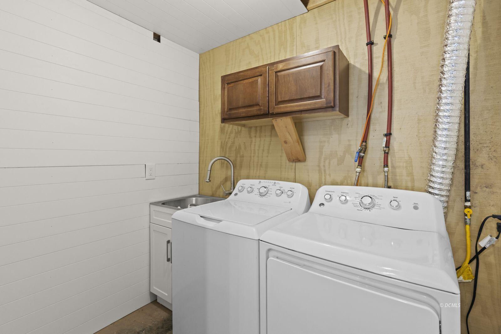 825 W Doe Trail, Duck Creek Village, photo 19 of 23