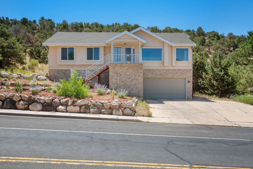 790 E Fiddlers Canyon RD, Cedar City