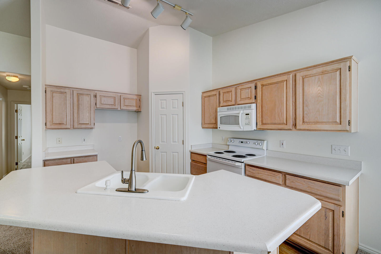 210 N MALL DR, 119, St George, photo 10 of 45