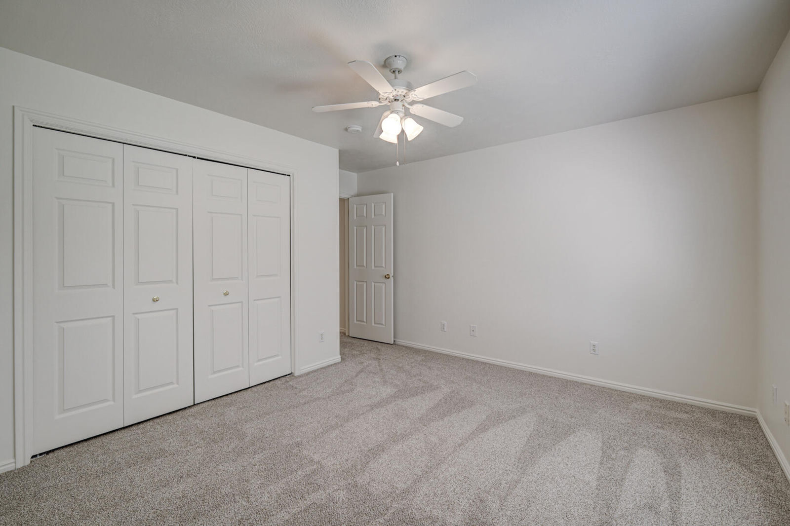 210 N MALL DR, 119, St George, photo 21 of 45