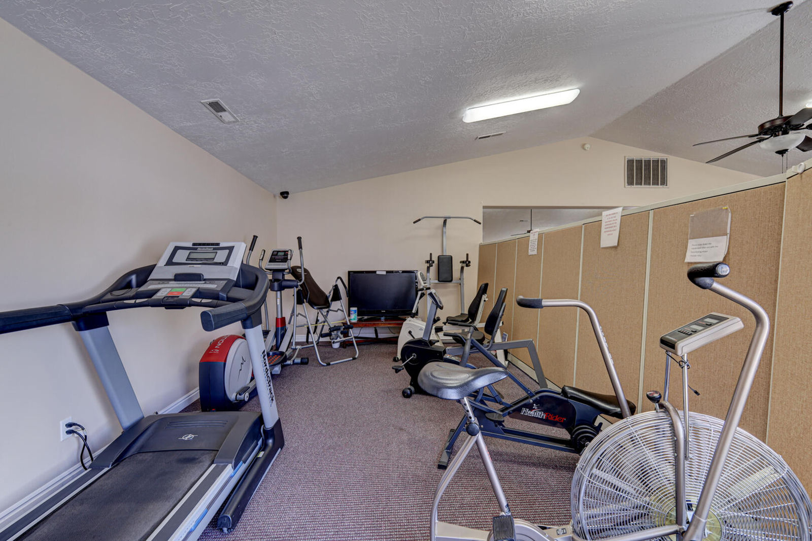 210 N MALL DR, 119, St George, photo 40 of 45