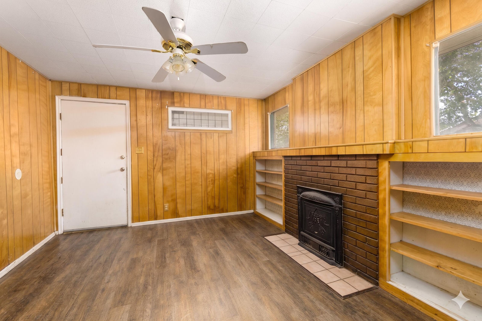 409 S 300 W, Cedar City, photo 4 of 27