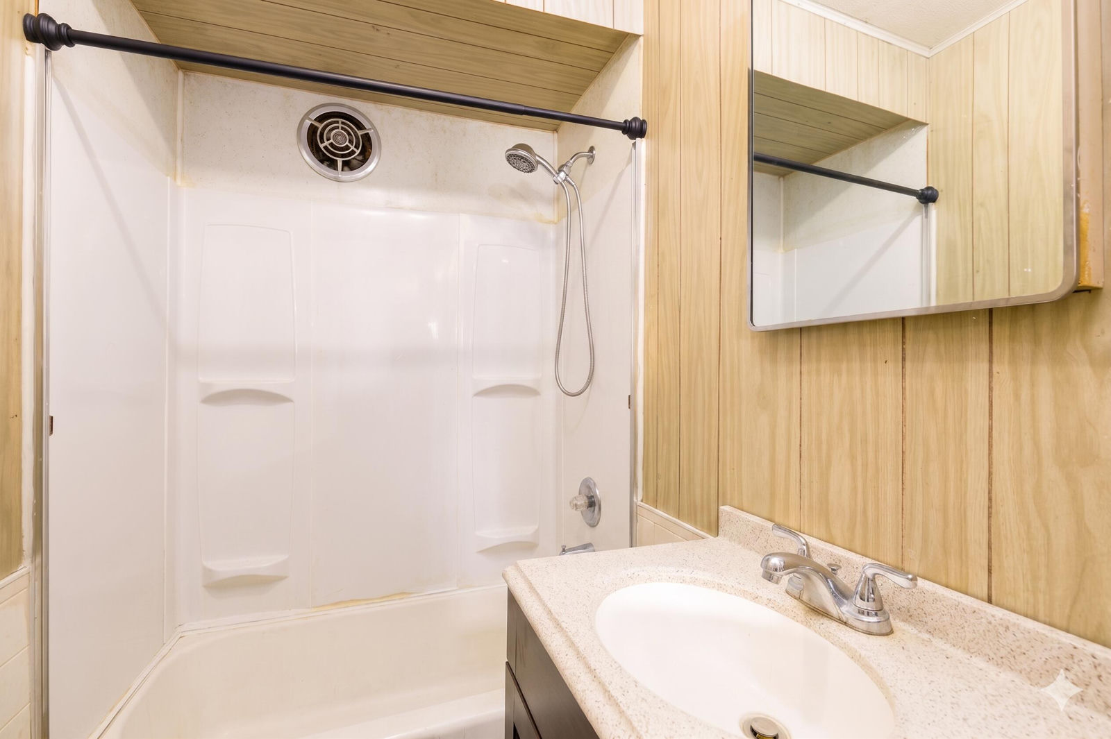 409 S 300 W, Cedar City, photo 8 of 27