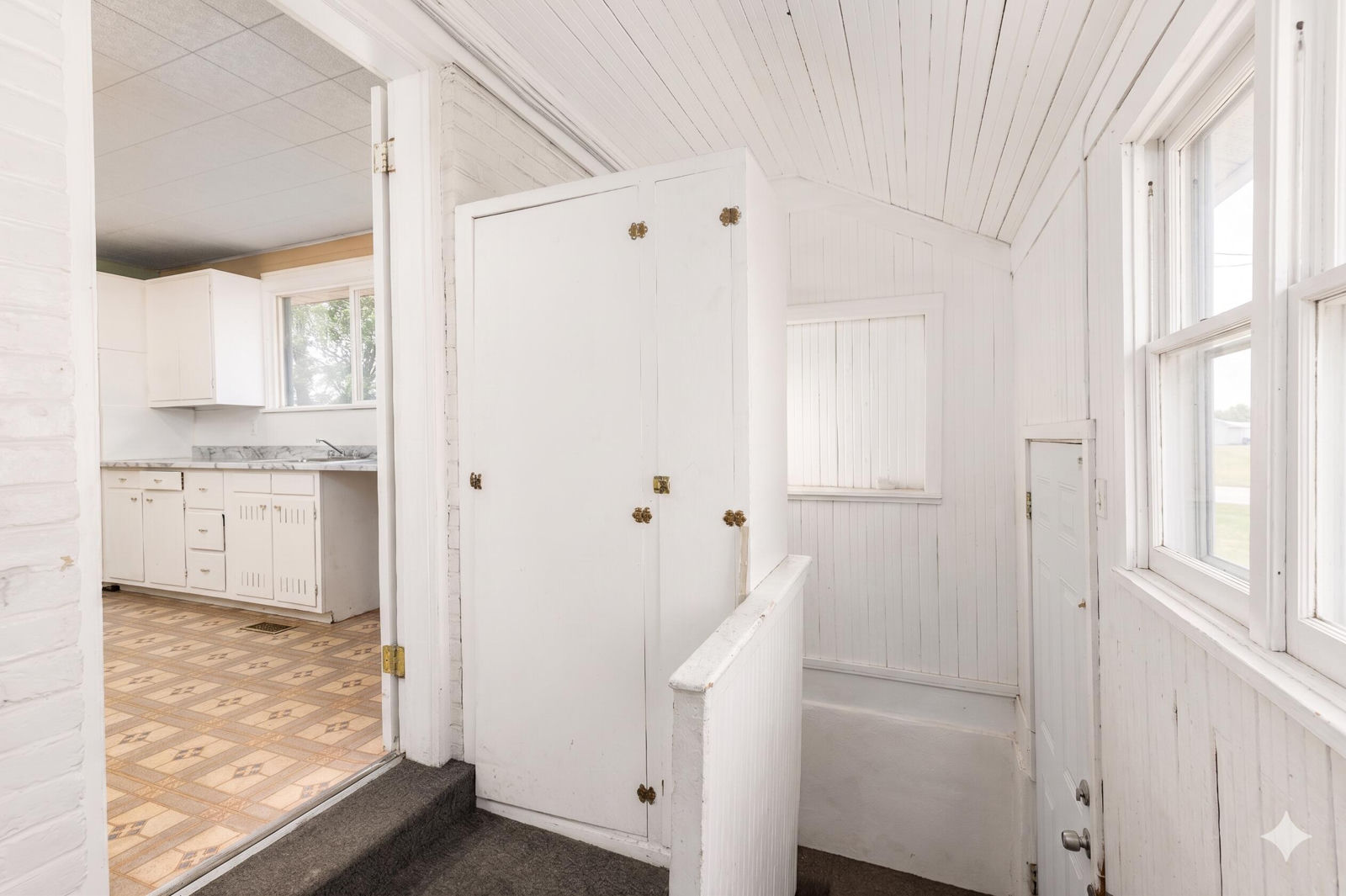 409 S 300 W, Cedar City, photo 10 of 27