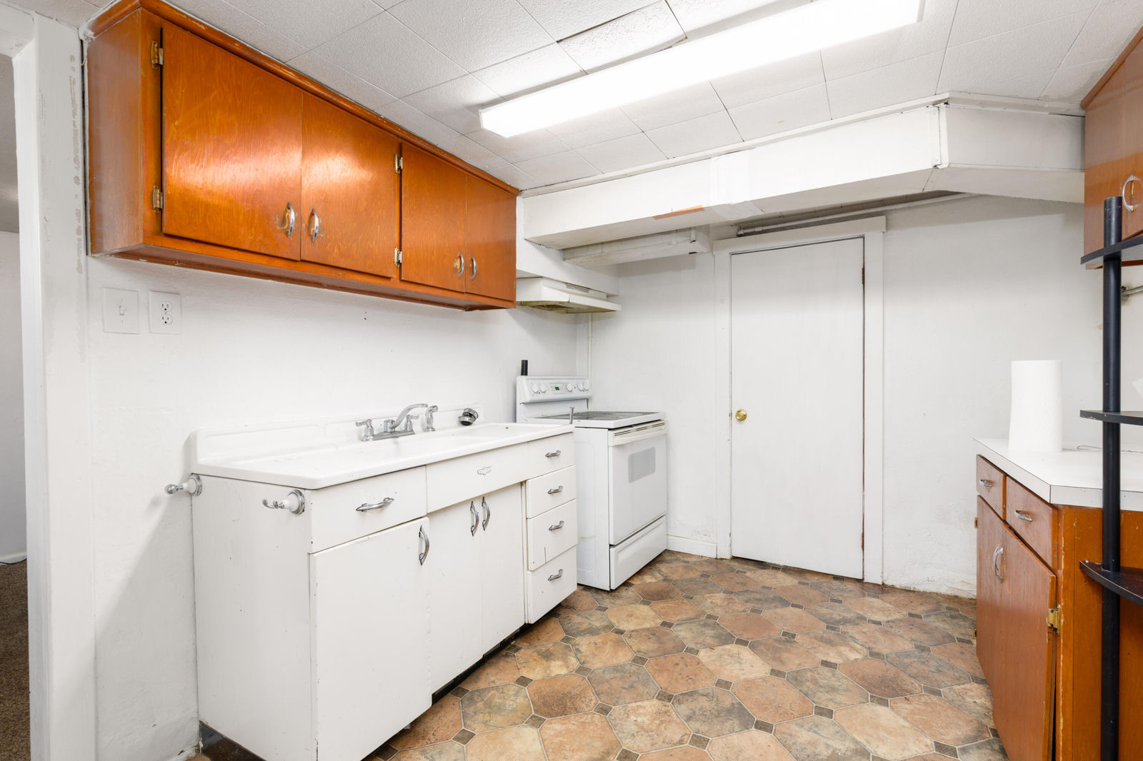 409 S 300 W, Cedar City, photo 12 of 27