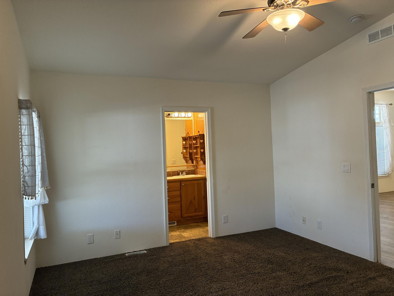 3825 W 20 N, Hurricane, photo 10 of 46