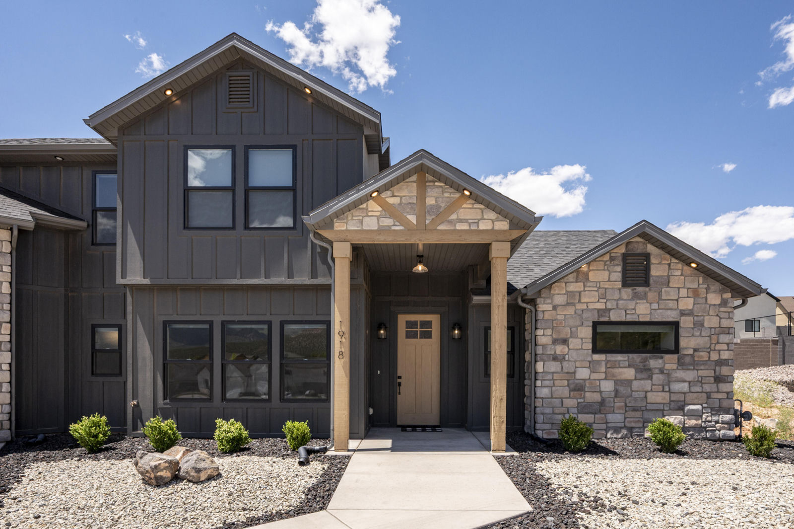 1918 S Oak Springs CIR, Cedar City, photo 4 of 72