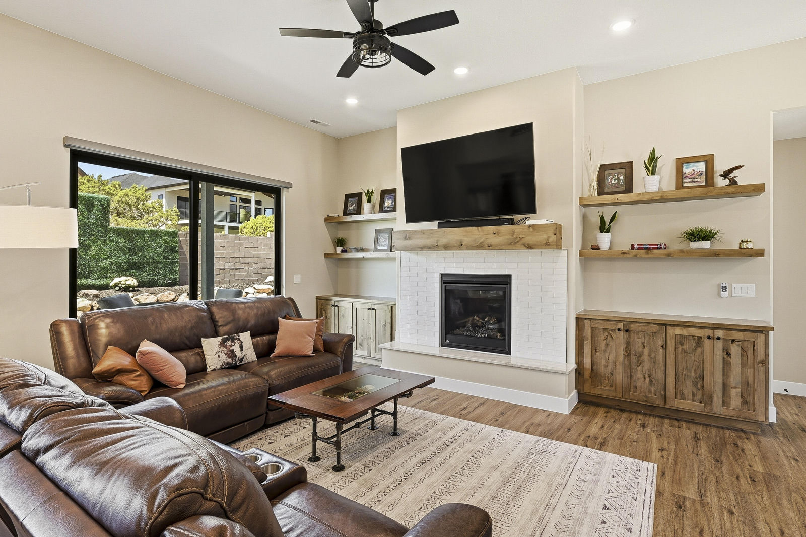 1918 S Oak Springs CIR, Cedar City, photo 7 of 72