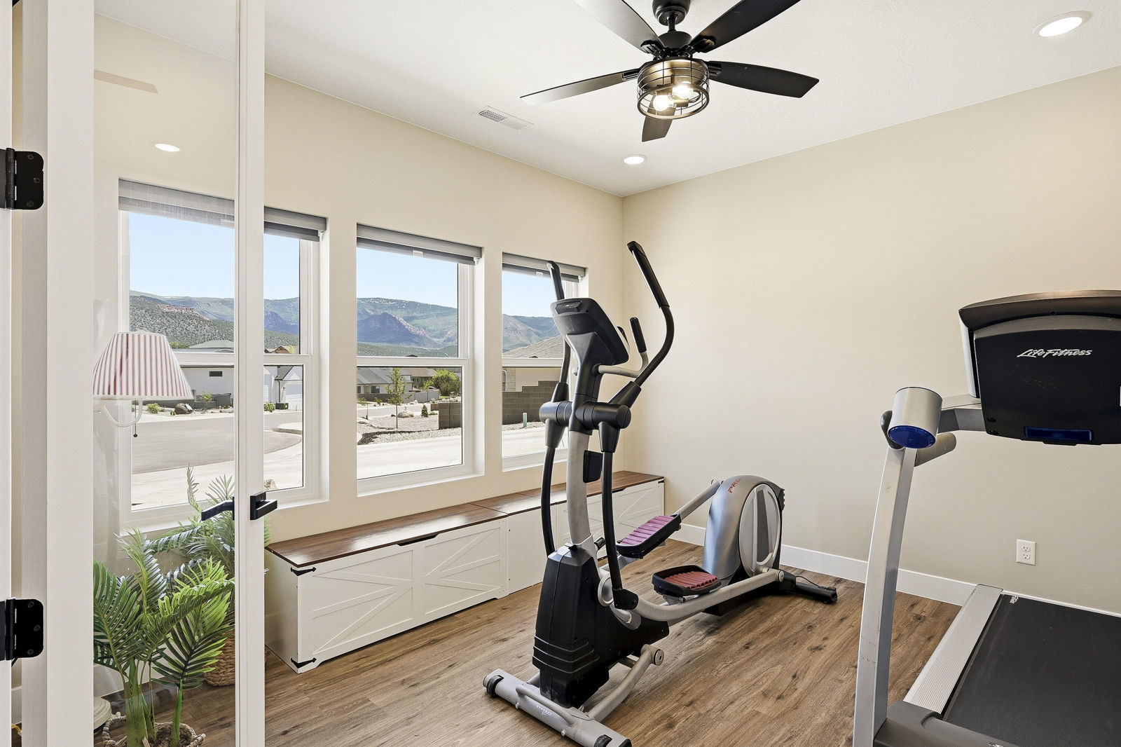 1918 S Oak Springs CIR, Cedar City, photo 21 of 72