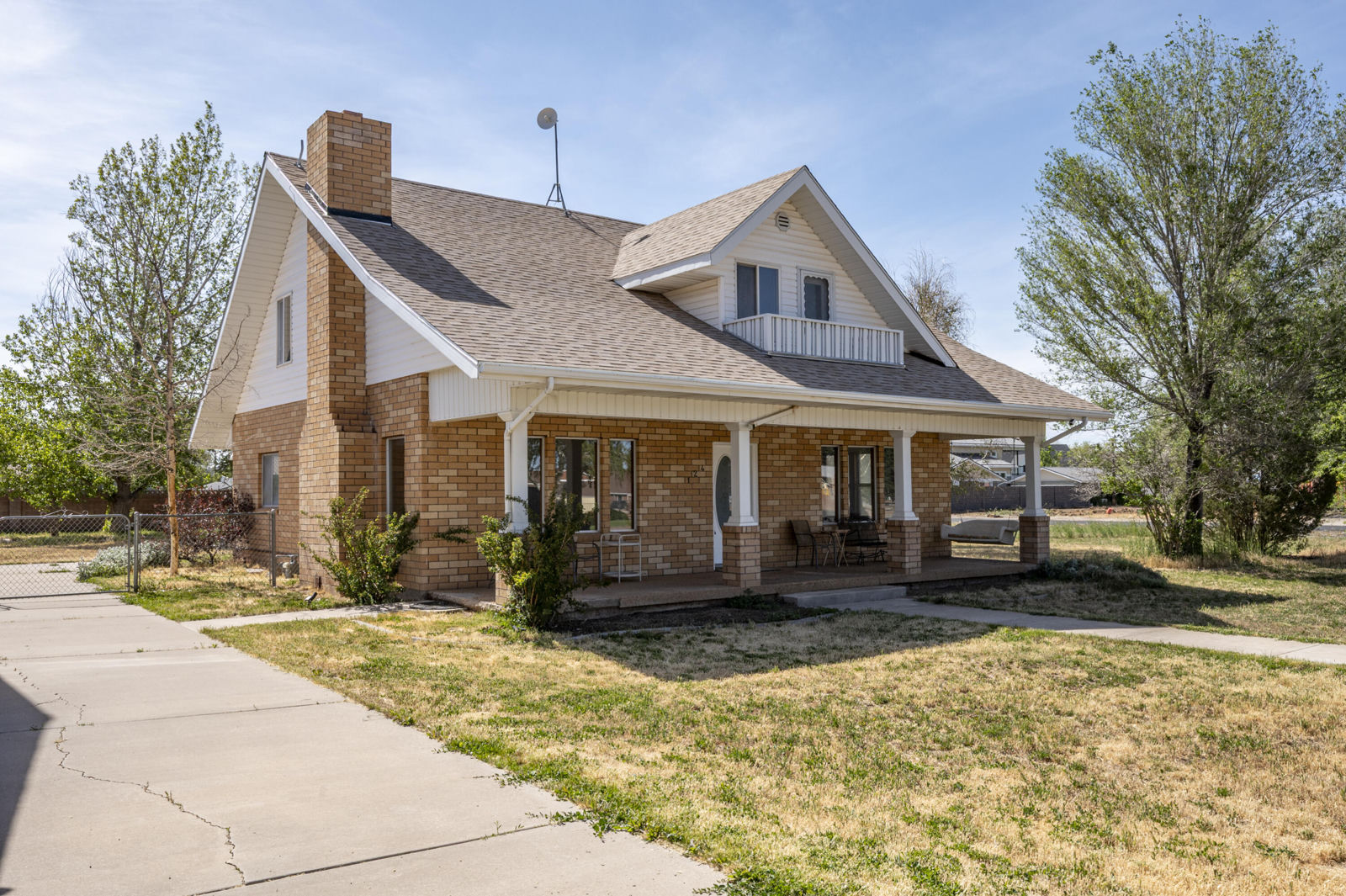 124 S 100 West ST, Enterprise, photo 2 of 59