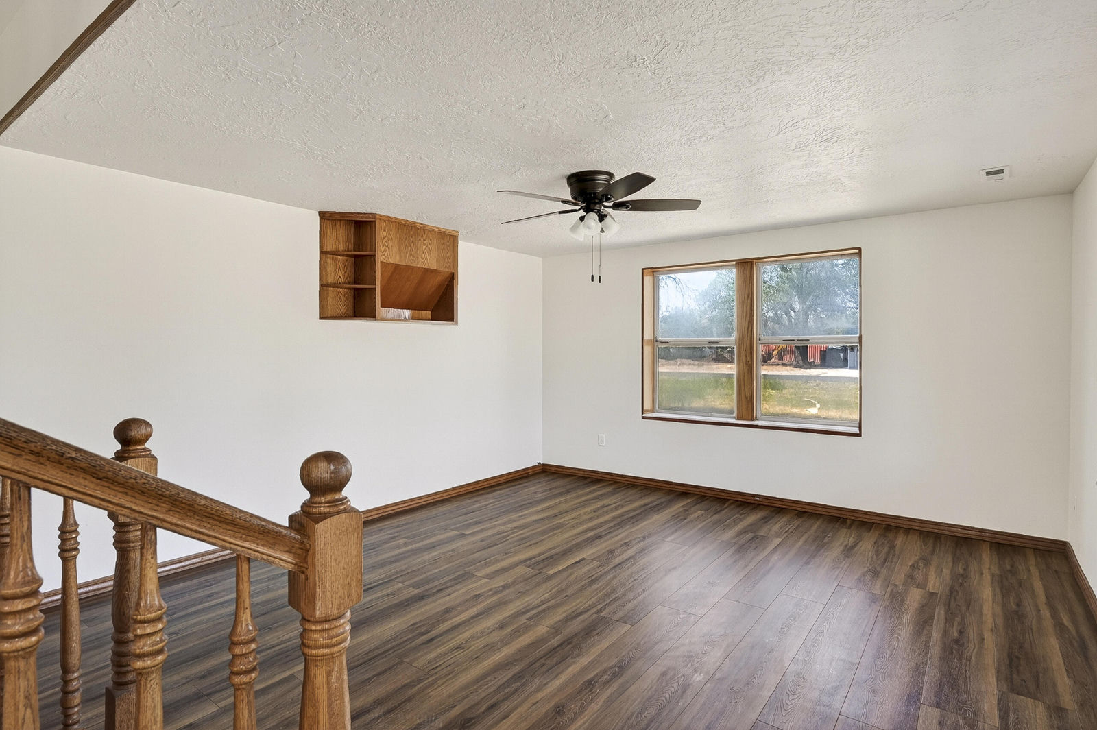 124 S 100 West ST, Enterprise, photo 7 of 59