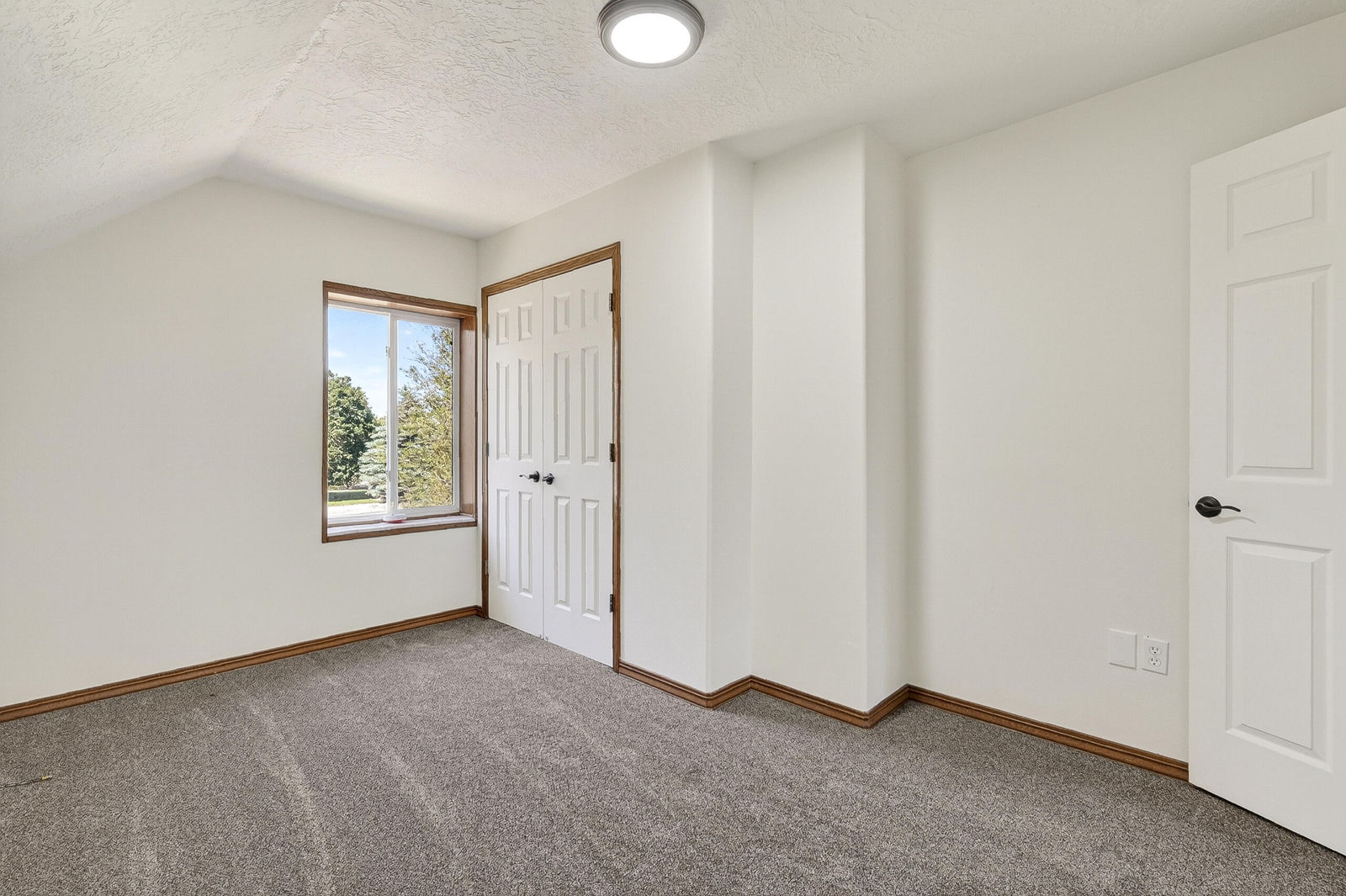124 S 100 West ST, Enterprise, photo 26 of 59