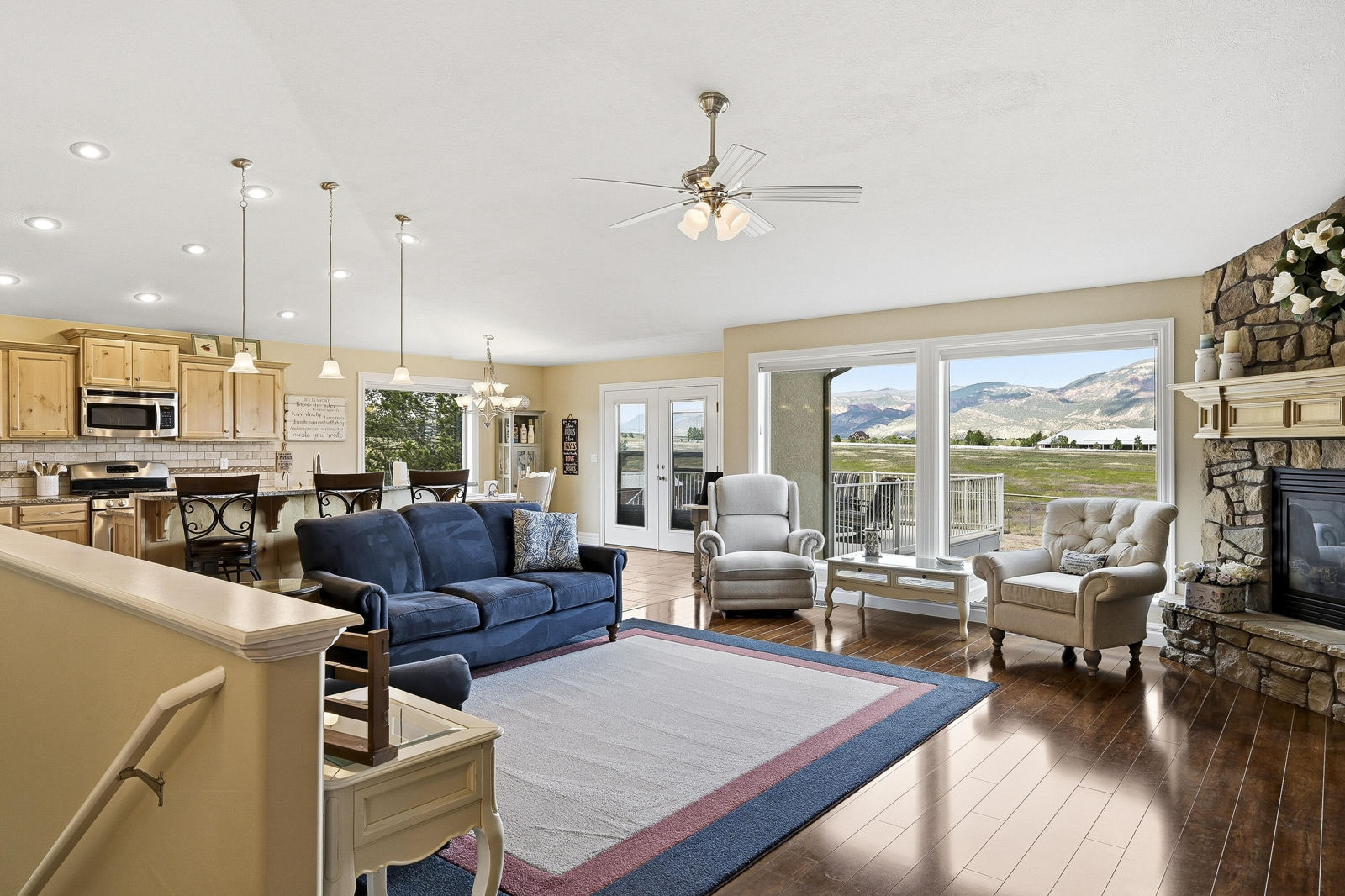 731 S 800 E, New Harmony, photo 6 of 76