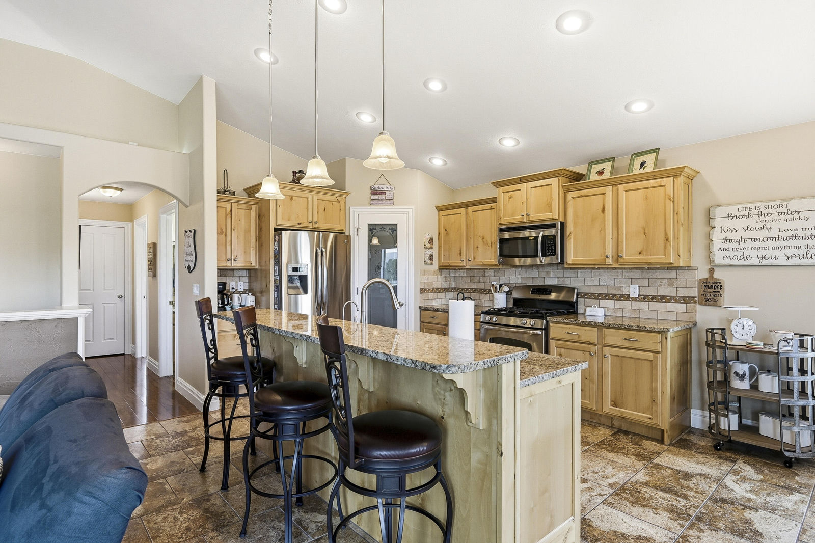 731 S 800 E, New Harmony, photo 11 of 76