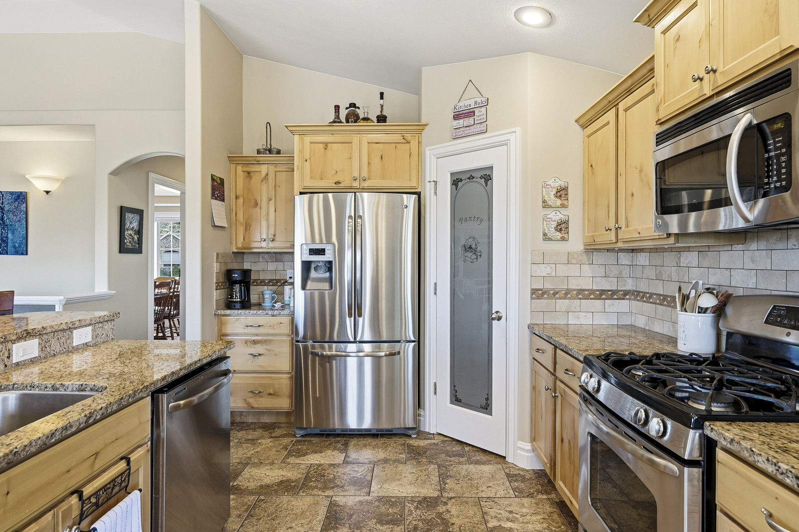 731 S 800 E, New Harmony, photo 14 of 76