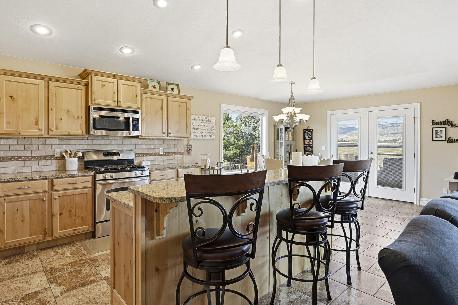731 S 800 E, New Harmony, photo 17 of 76