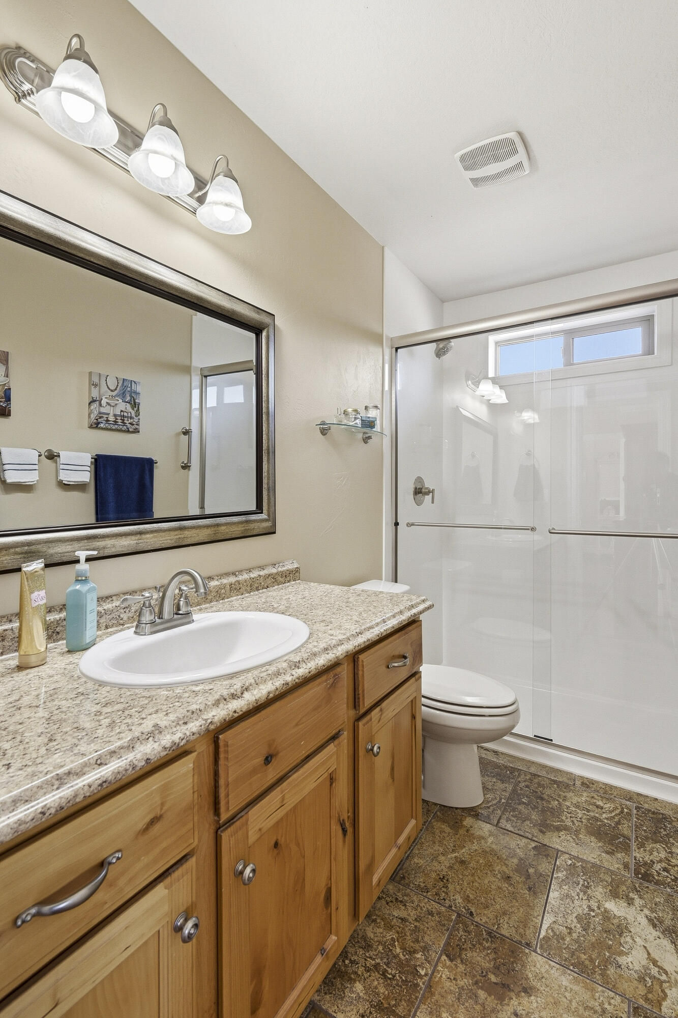 731 S 800 E, New Harmony, photo 21 of 76