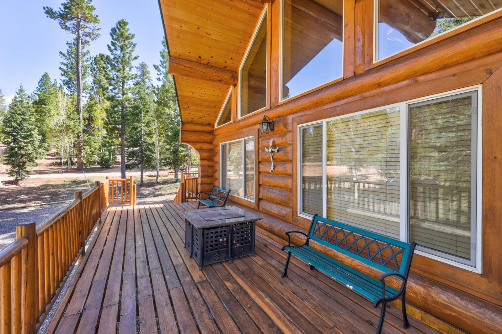 4055 N Wyatt Earp LN, Duck Creek Village, photo 6 of 41