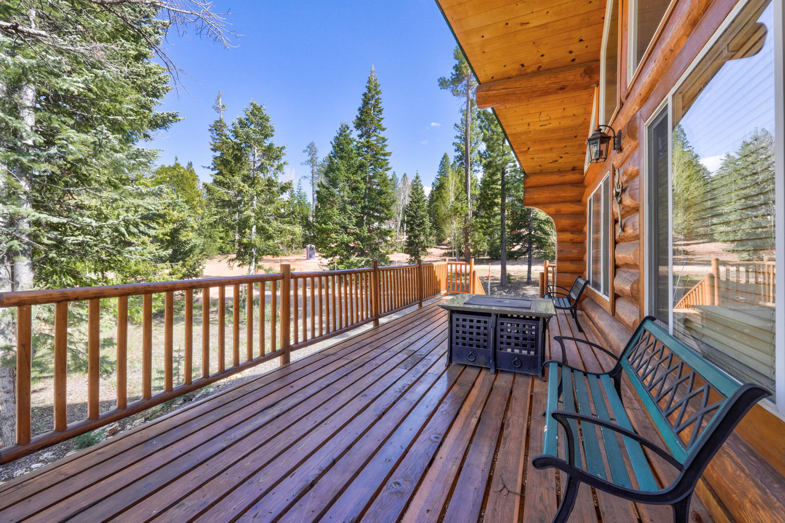 4055 N Wyatt Earp LN, Duck Creek Village, photo 7 of 41